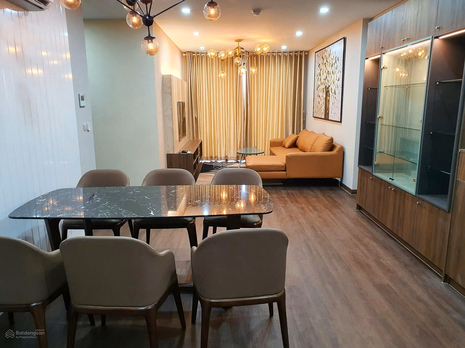 4 bedroom apartment for rent in Ha Do Centrosa Garden