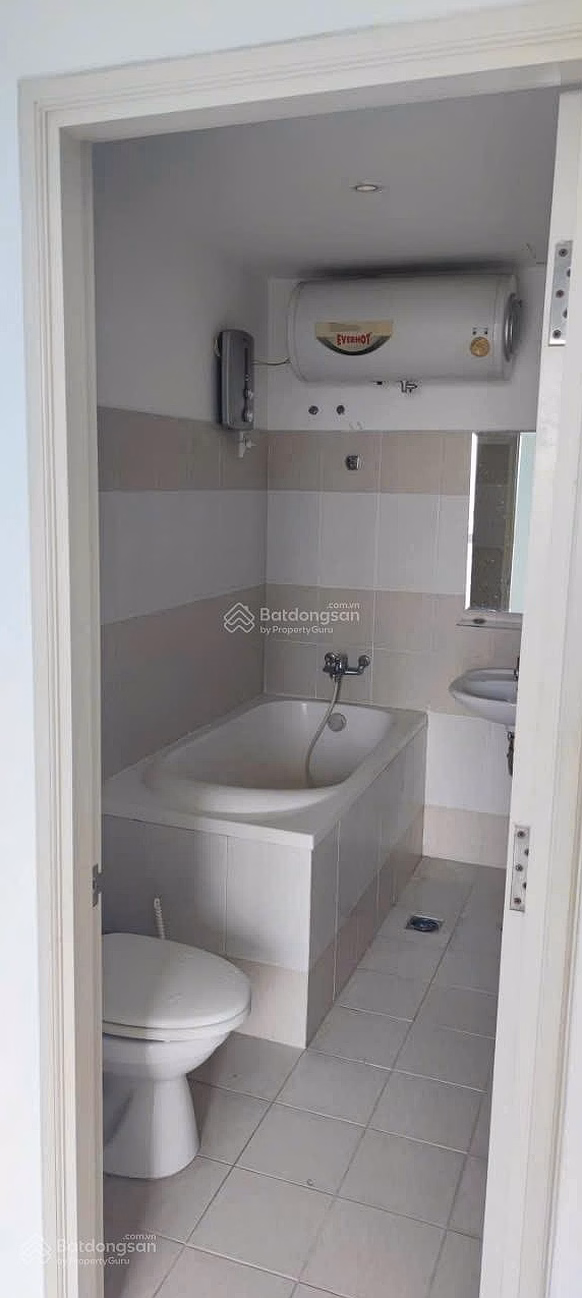 Owner offers to sell CH Conic Garden, area: 86m2, 2 bedrooms, 2 bathrooms, pink book, price: 2,850 billion***