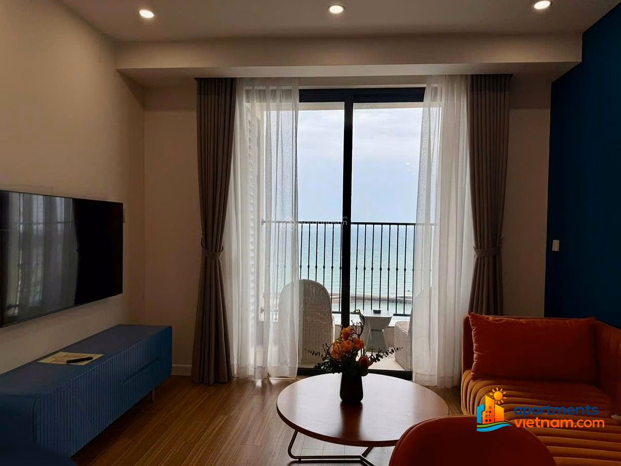 The owner urgently sells a 1-bedroom apartment with diplomatic sea view on a high floor at a high price