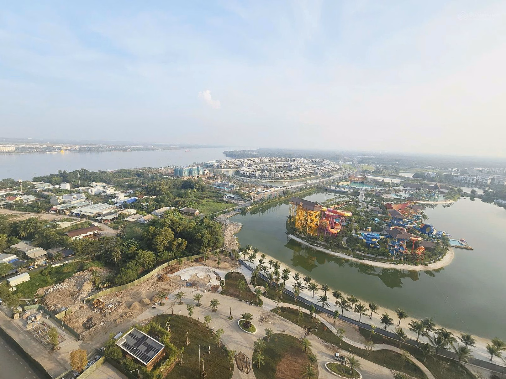 Selling 3-bedroom apartment at The Beverly Vinhomes Grand Park - Direct view of 36ha park - Dong Nai River