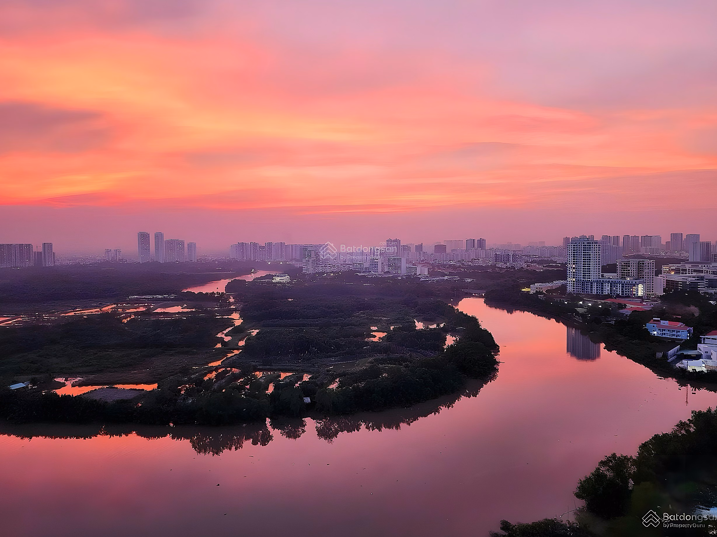 Need money to urgently sell Hung Phuc apartment, 98m2, with car park, price 8.8 billion***