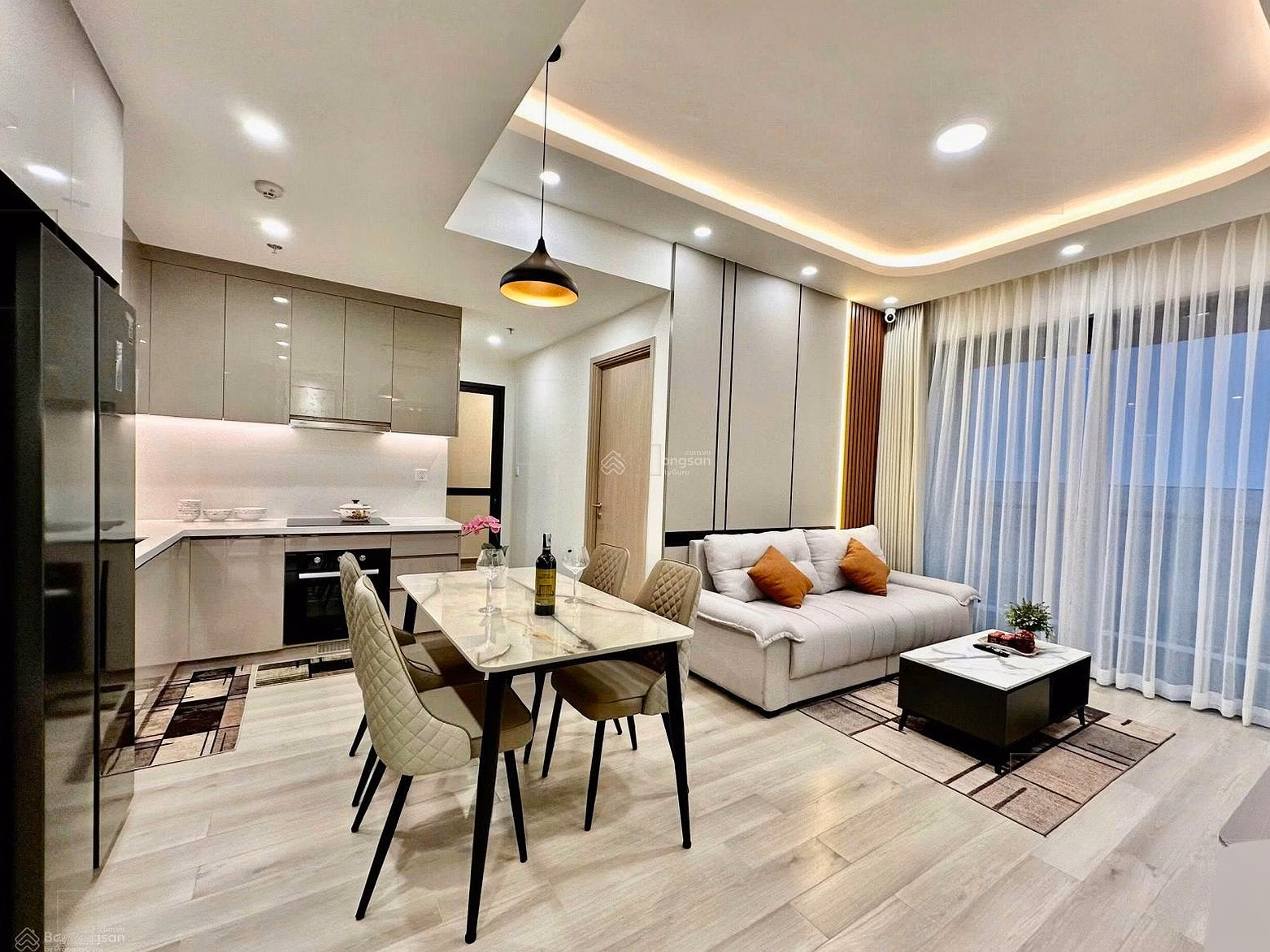 1-bedroom, 2-bedroom, 3-bedroom apartment for rent in Vinhomes Grand Park District 9, new house with nice view and cool direction near Vincom