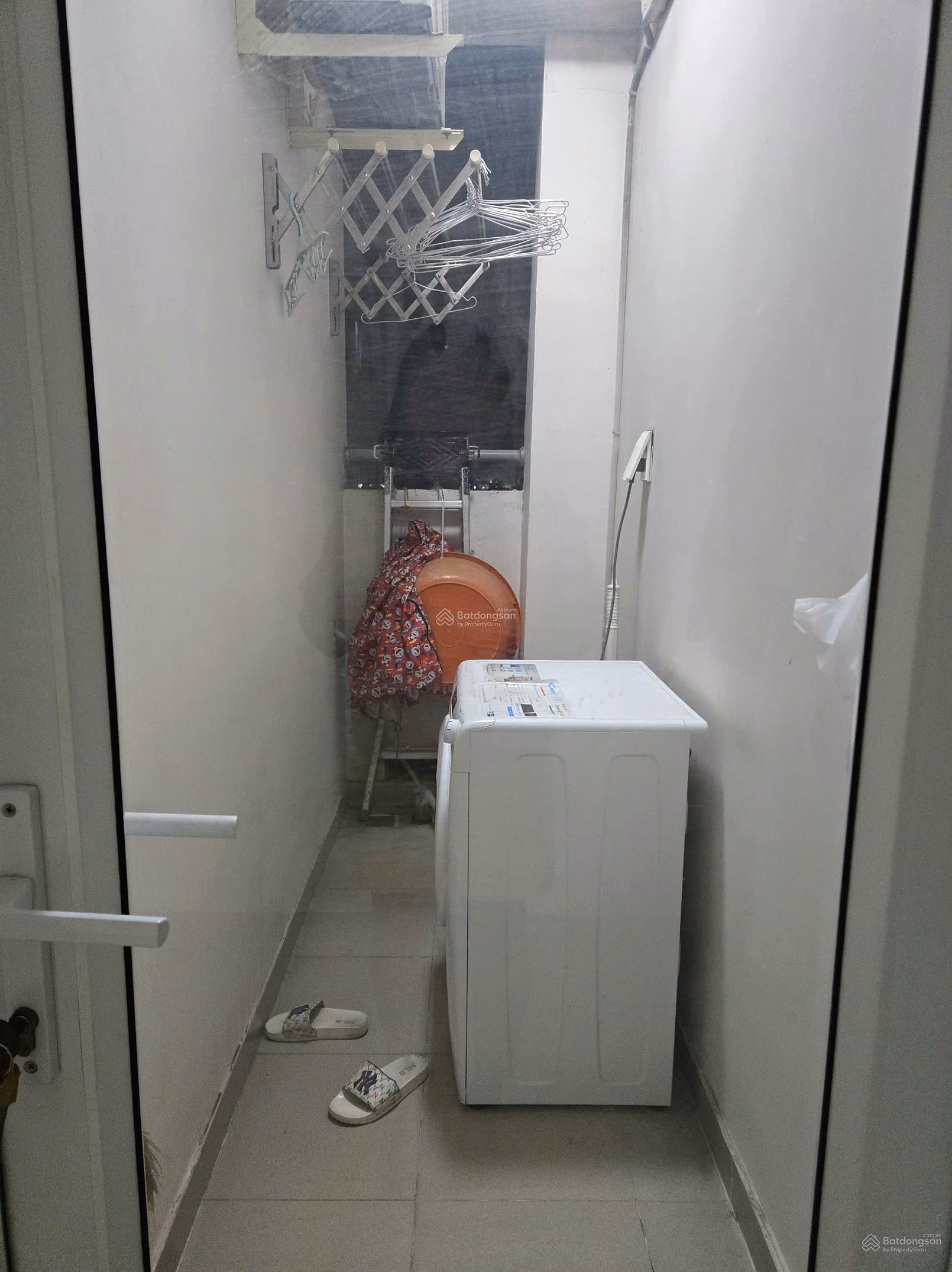 Landlord willing to sell 1-bedroom Dat Gia apartment for 1850 - Bank approves 70% loan
