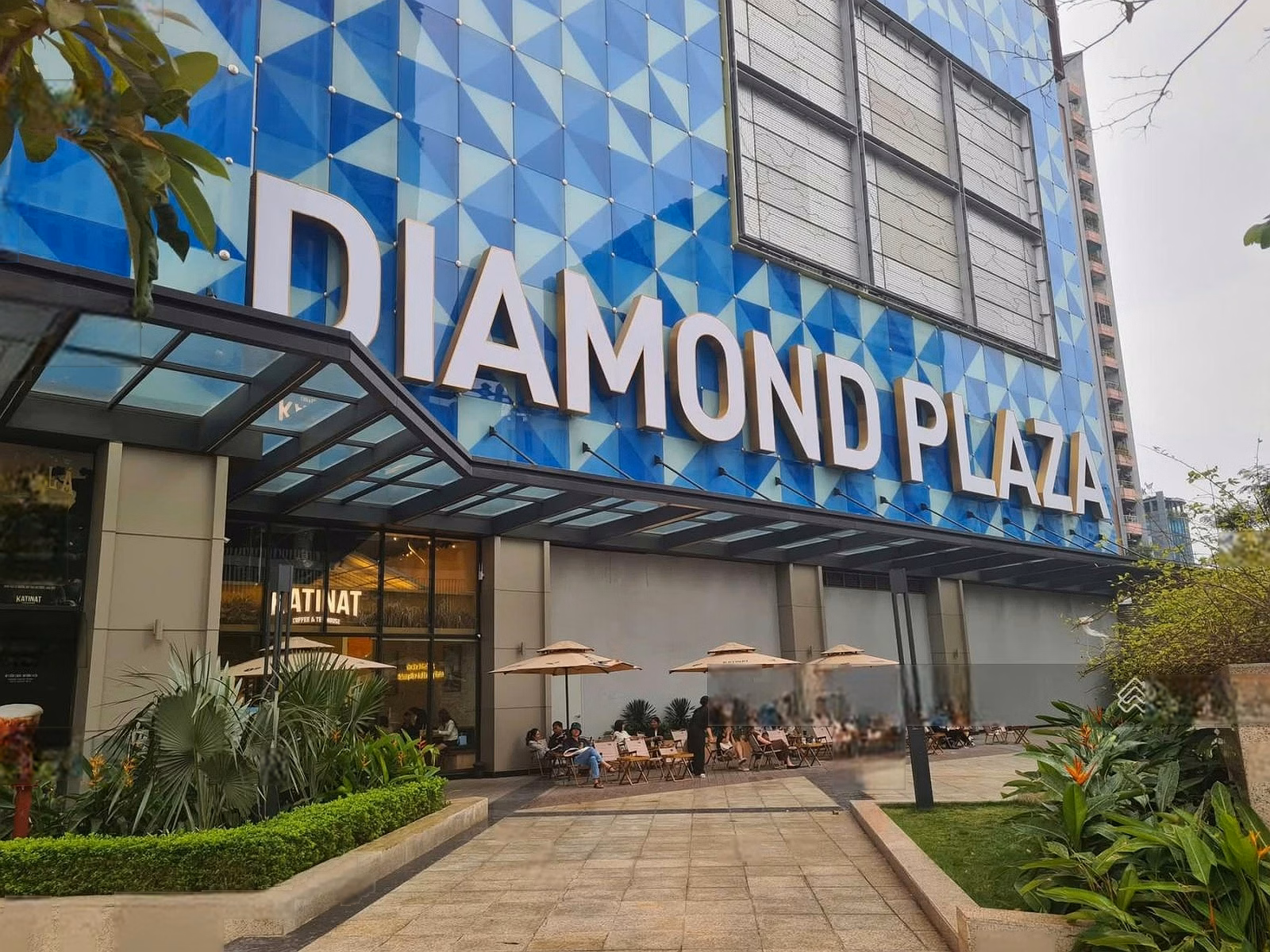 Full apartment fund directly from the owner at BRG Diamond Residence Le Van Luong, good price with no difference