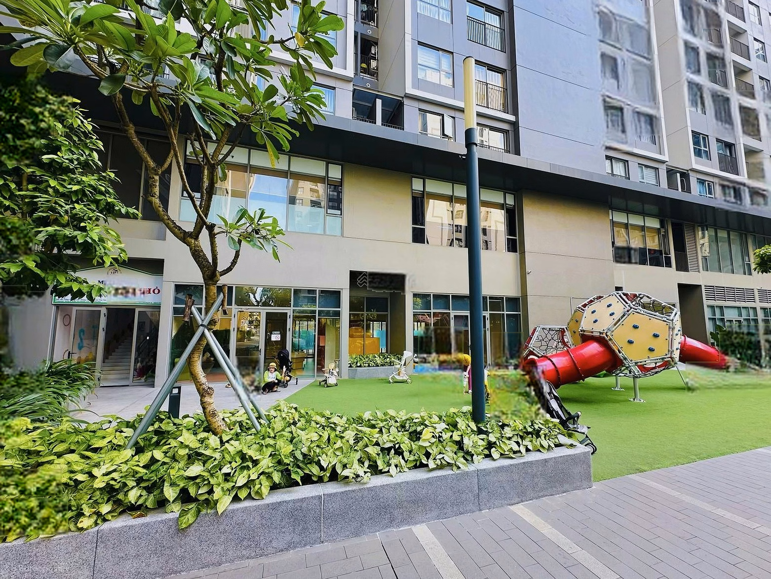 Red book for sale of apartment 59m2 2 bedrooms 2 bathrooms, tower C + view of People's Committee, cool green park, cool breeze. Contact now 0902 938 ***