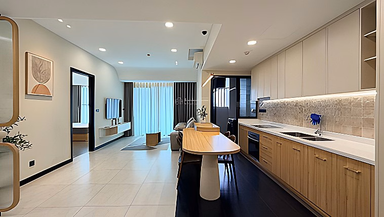 Cheap price for rent Topaz City 70m2 2Rooms 2WCs fully furnished 11,500