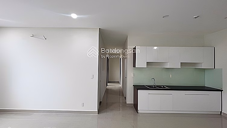 Cheap price for rent Topaz City 70m2 2Rooms 2WCs fully furnished 11,500