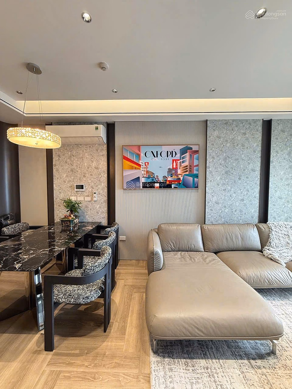 For sale by owner at Handiresco 31 Le Van Luong 65m2, 2 bedrooms, good price, available transaction book***