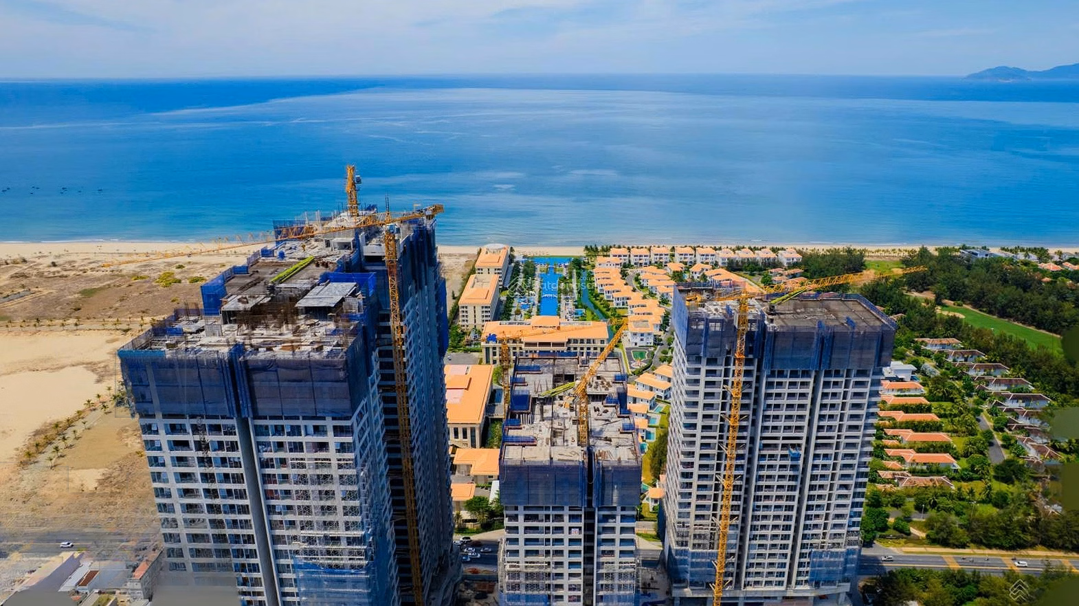Outstanding apartment on axis 05, good price, 2 bedrooms with sea view - Area: 82.3m2, Newtown Diamond Da Nang beach apartment