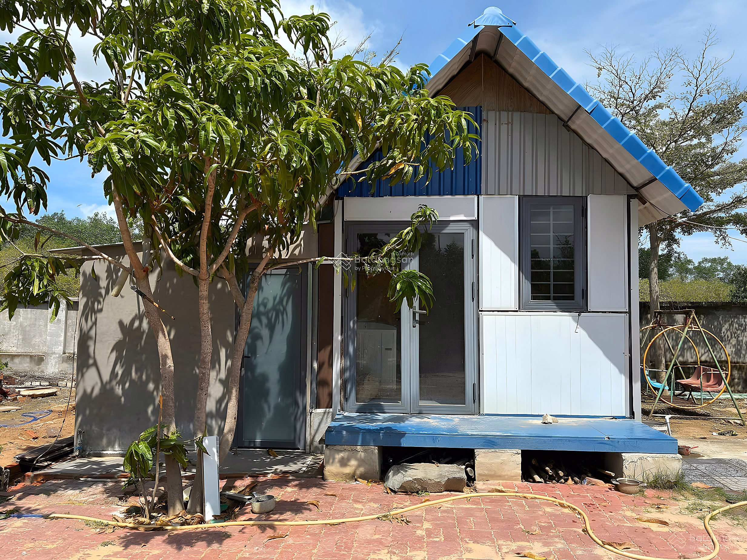 Garden house for rent 1,500 m2 near SunGroup Vung Tau project, beautiful sea view, price 5 million for those who like gardens