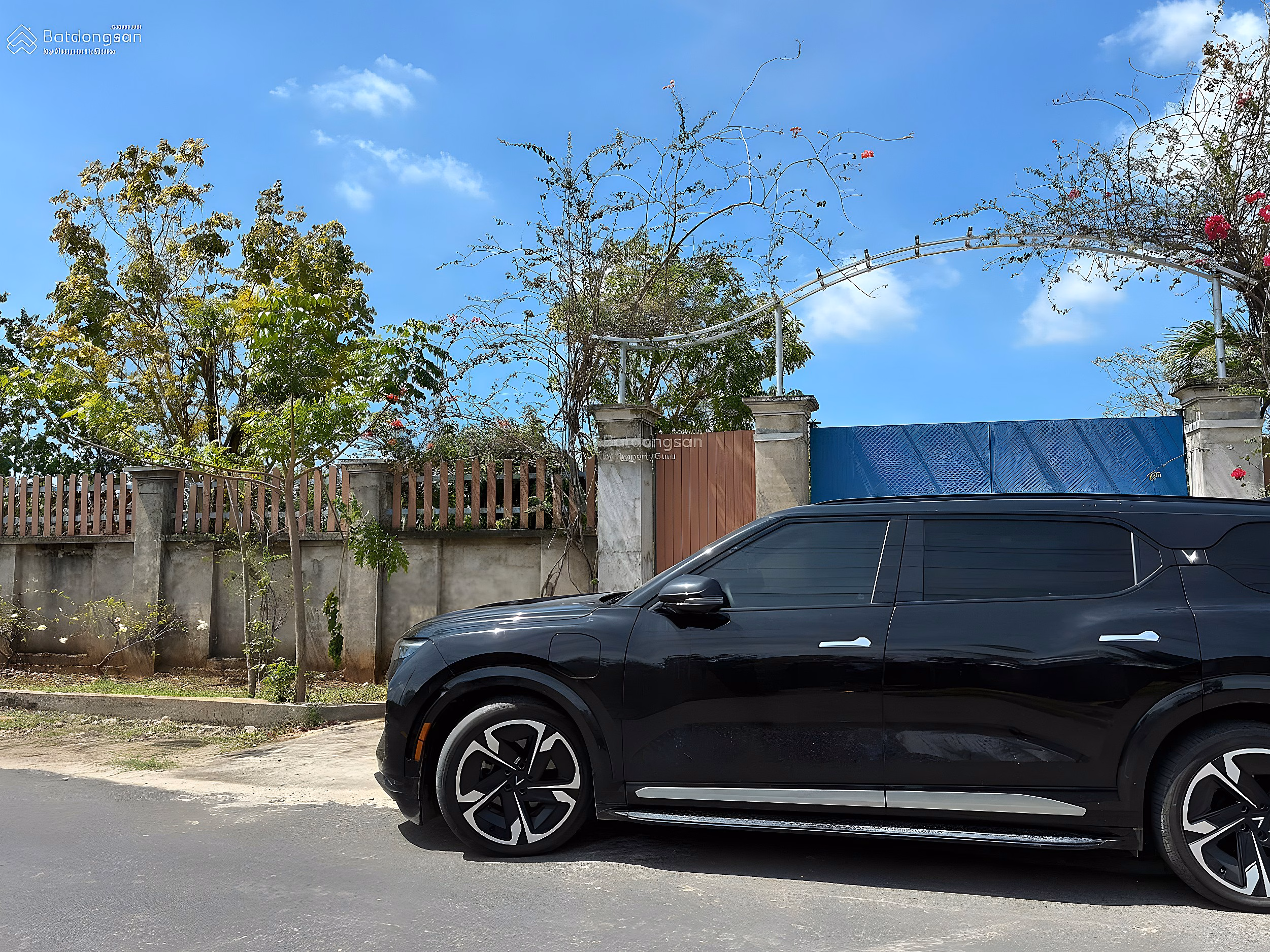 Garden house for rent 1,500 m2 near SunGroup Vung Tau project, beautiful sea view, price 5 million for those who like gardens