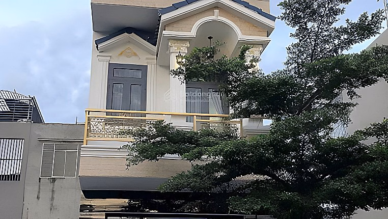 Garden house for rent 1,500 m2 near SunGroup Vung Tau project, beautiful sea view, price 5 million for those who like gardens