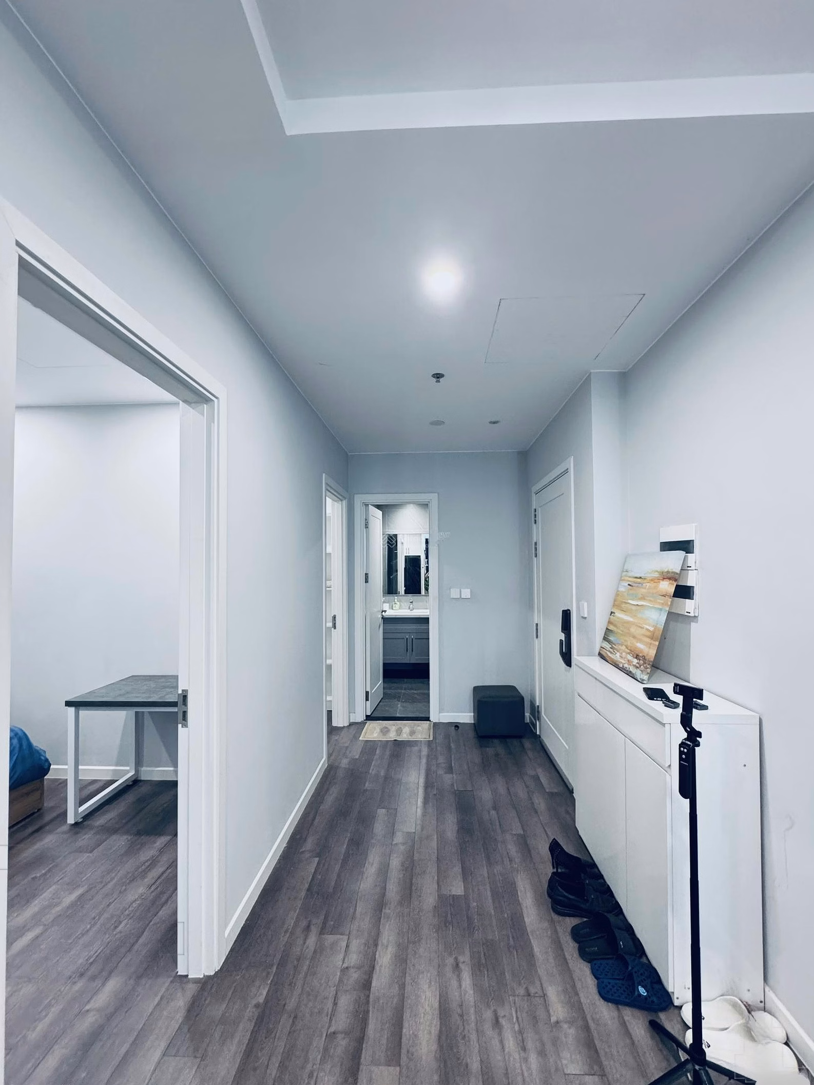 Need to rent urgently high-end 3-bedroom fully designed apartment at The Nine 9 Pham Van Dong - good price in June