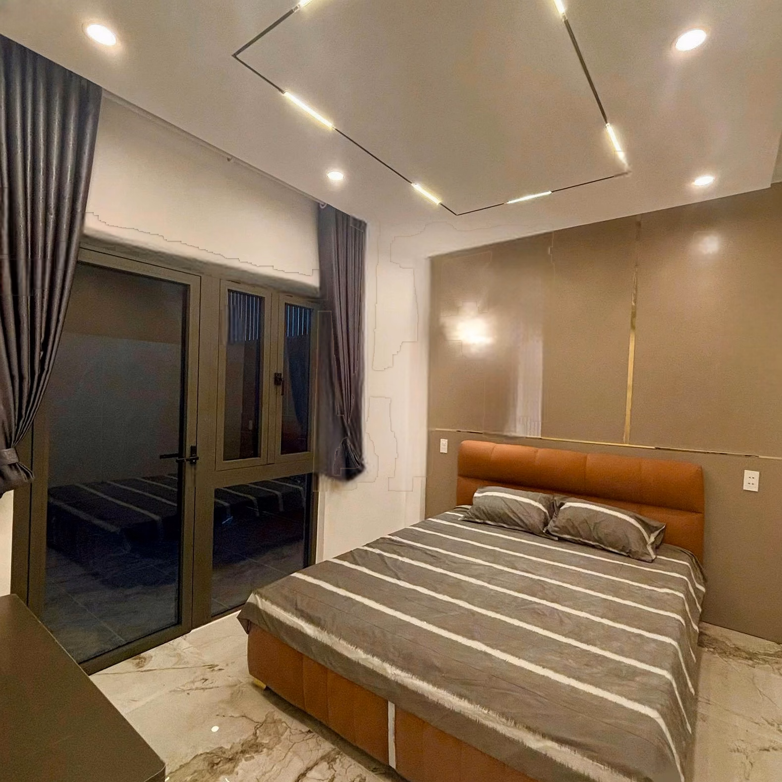 New modern 3-storey house for sale on Kieu Son Den street - Hoa Xuan - Da Nang, near AEON Mall
