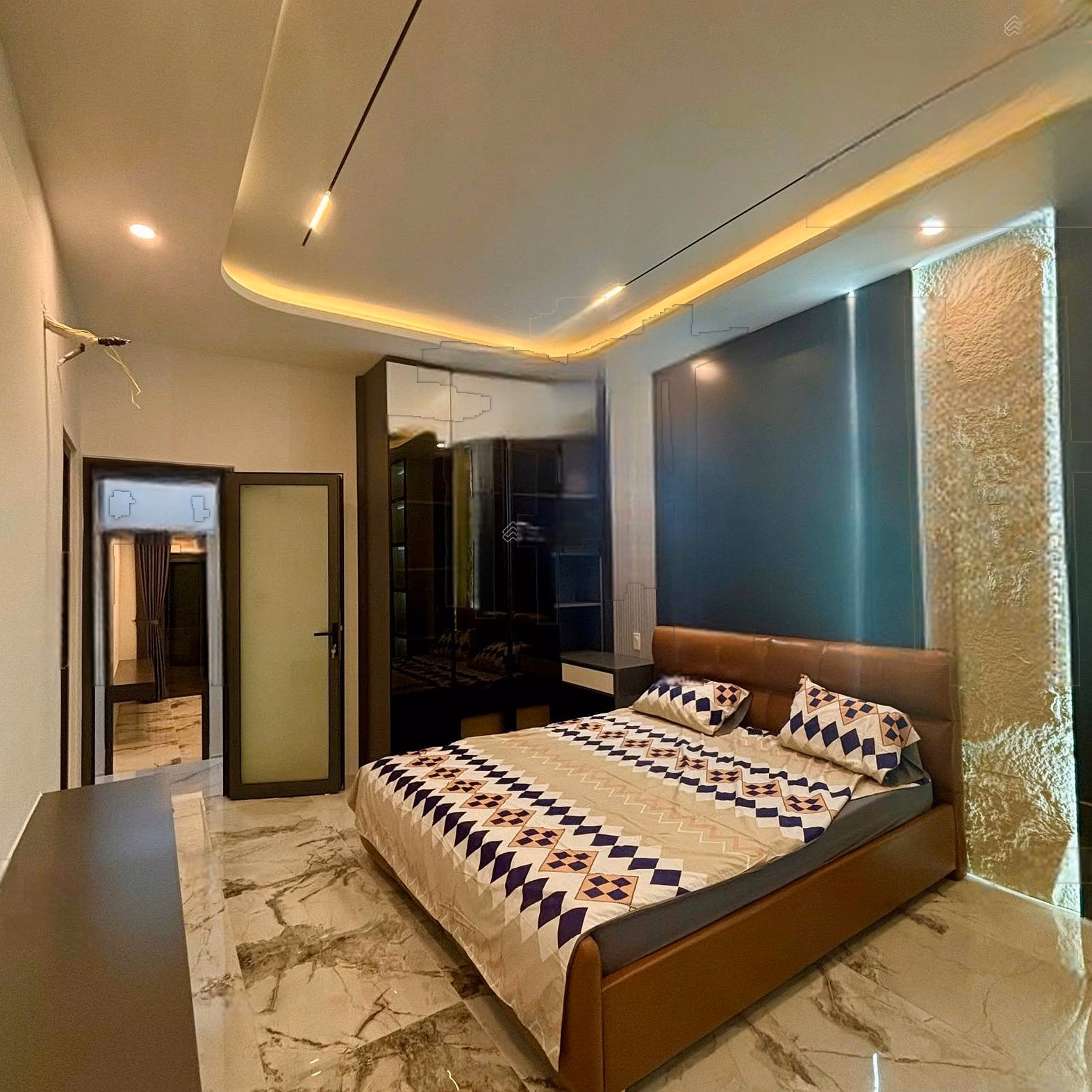 New modern 3-storey house for sale on Kieu Son Den street - Hoa Xuan - Da Nang, near AEON Mall