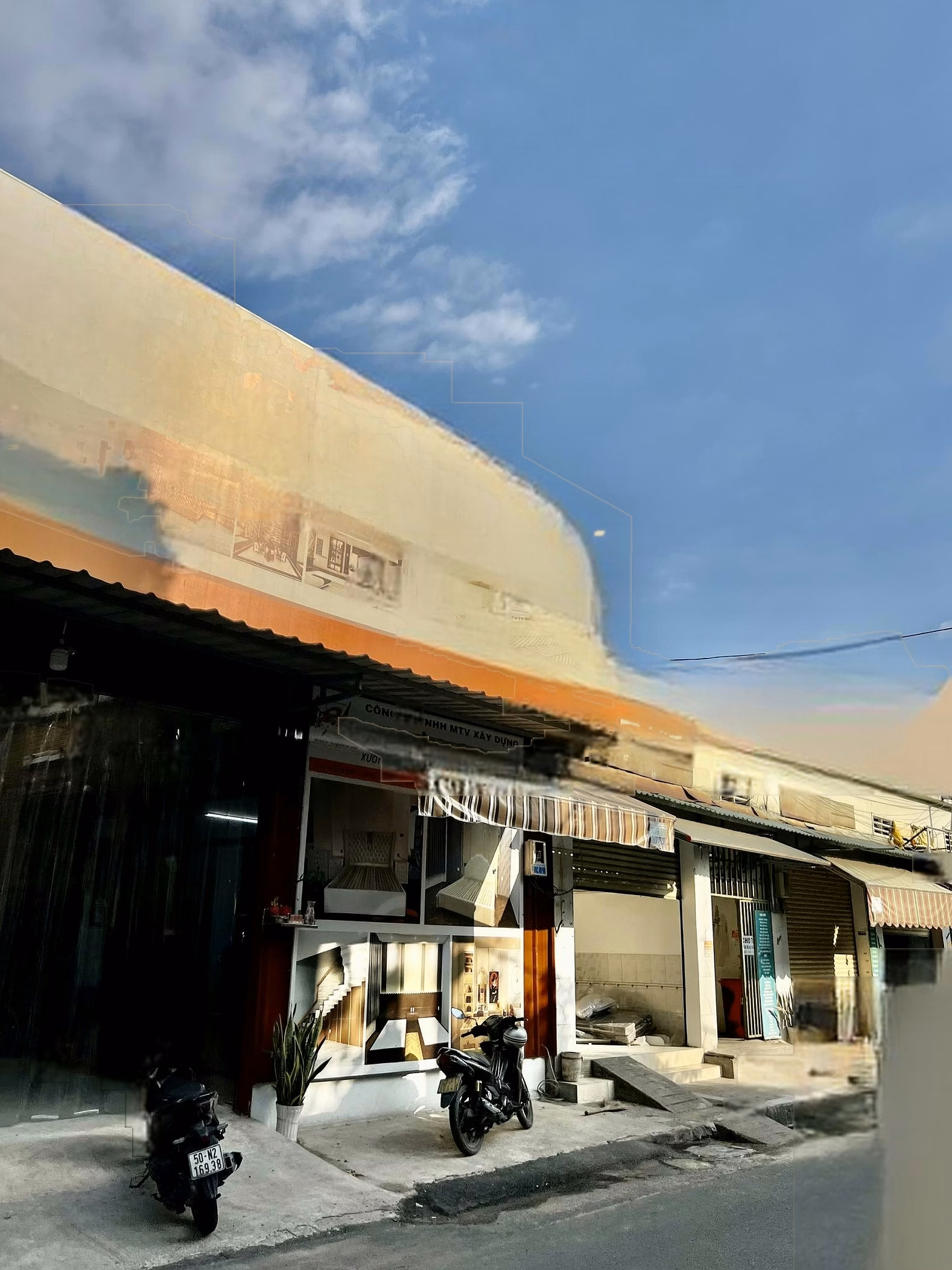 Business kiosk with 32m2 attic, 24/24 camera, frontage, 208 Ho Van Long, Binh Hung Hoa B Ward, Binh Tan