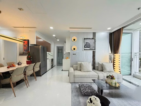 Vinhomes Central Park & ​​Landmark 81 apartment for rent at good price