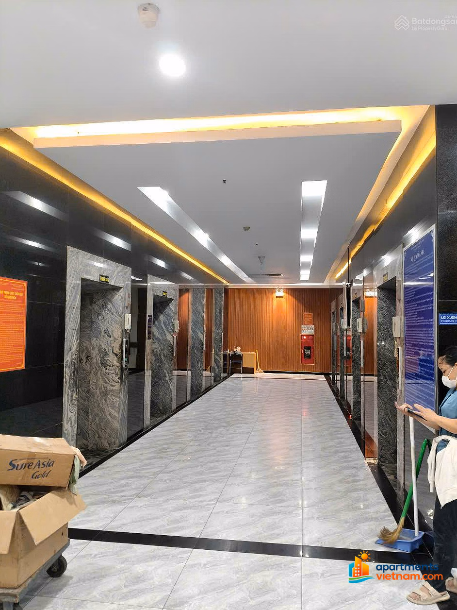 The owner sells an apartment at a good price at Muong Thanh Vien Trieu