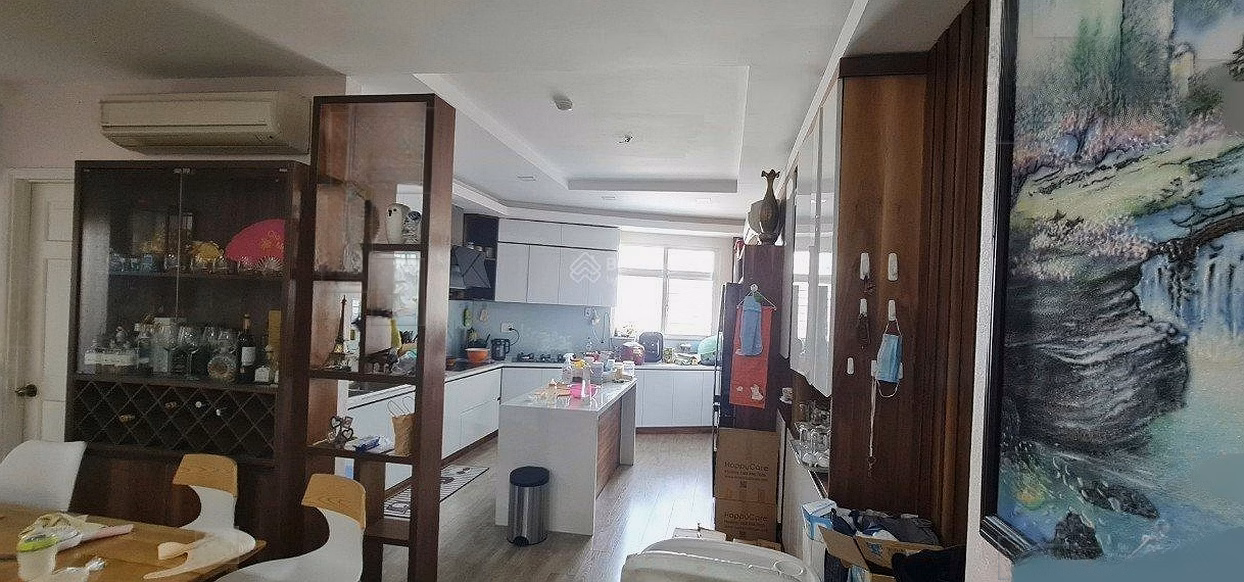 Apartment H2 Hoang Dieu 131m2 - 3 bedrooms - fully furnished - price only 8.5 billion