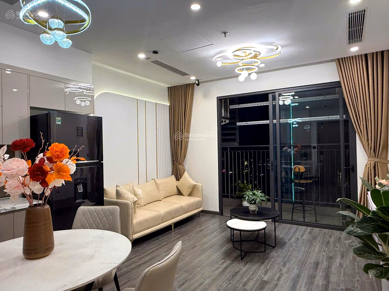 Owner sends for quick sale 1 bedroom apartment + R1.032701 49m2, villa view, price 3.65 billion Vinhomes Ocean Park