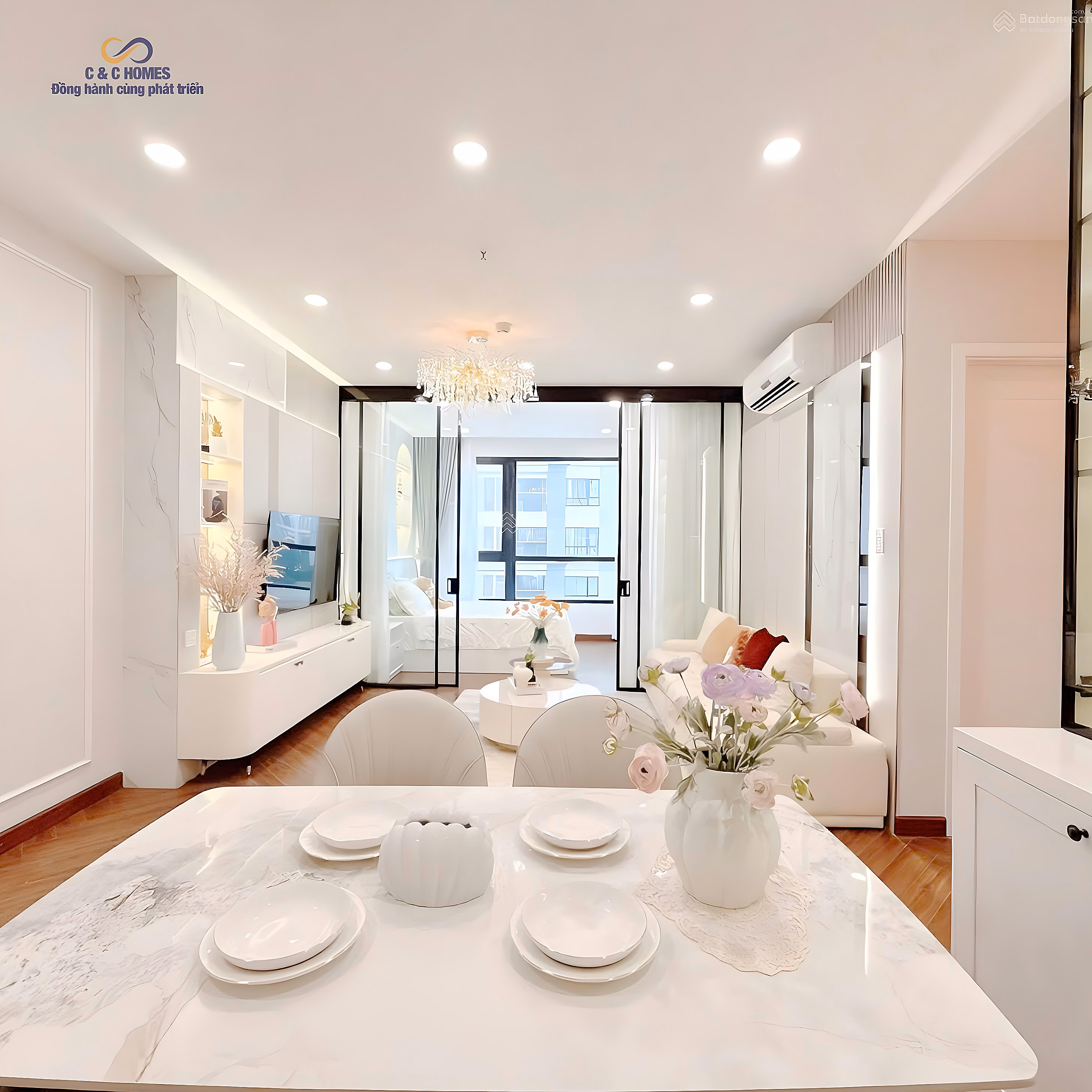 Price from only 10.5 million/month, rent immediately apartment from 1 bedroom - 4 bedroom Times City, full amenities, living standard Vinhomes
