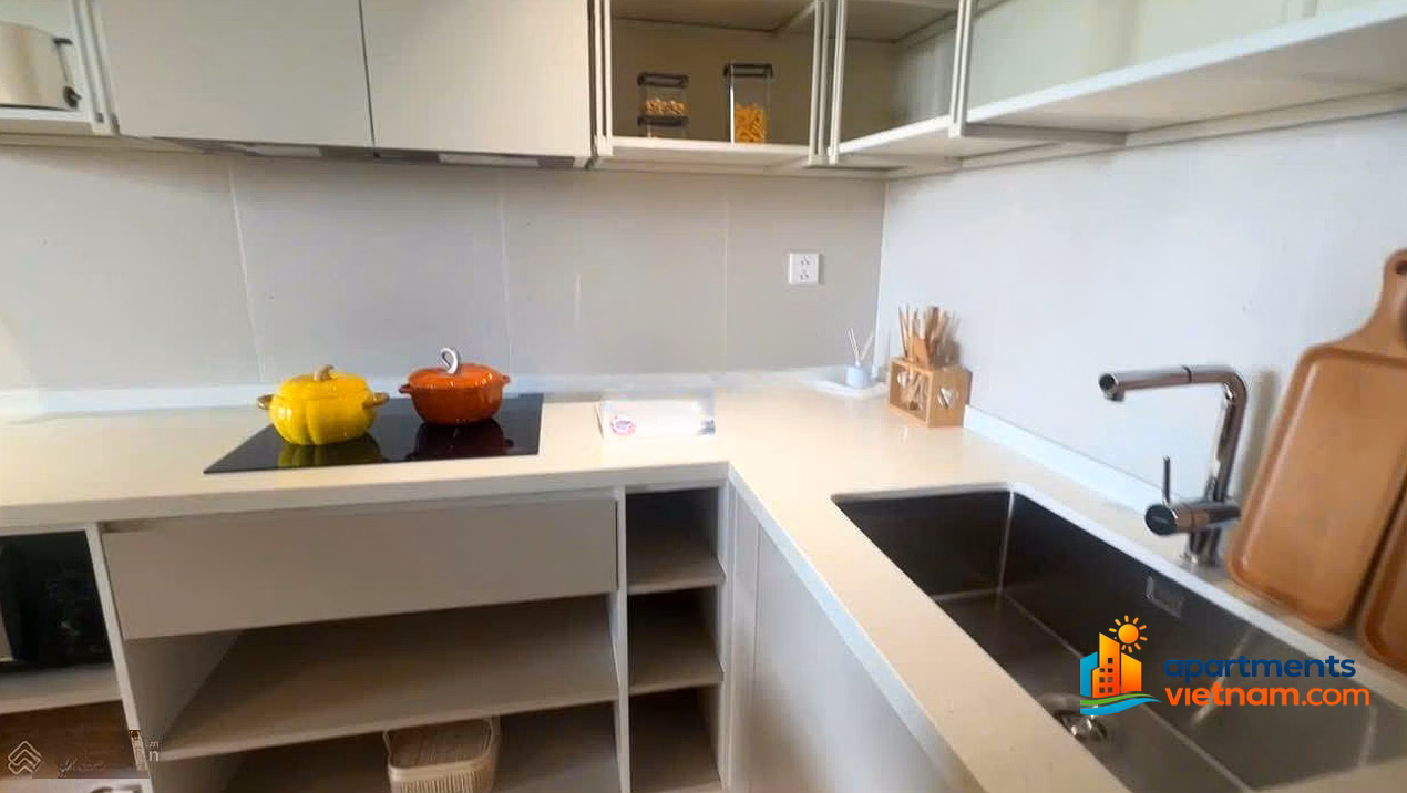 Urgent sale of 36m² Marina Suites studio apartment at good reference price in the area - with available cash flow