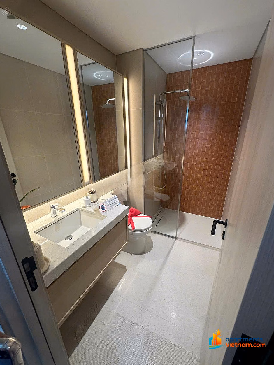 Urgent sale of 36m² Marina Suites studio apartment at good reference price in the area - with available cash flow