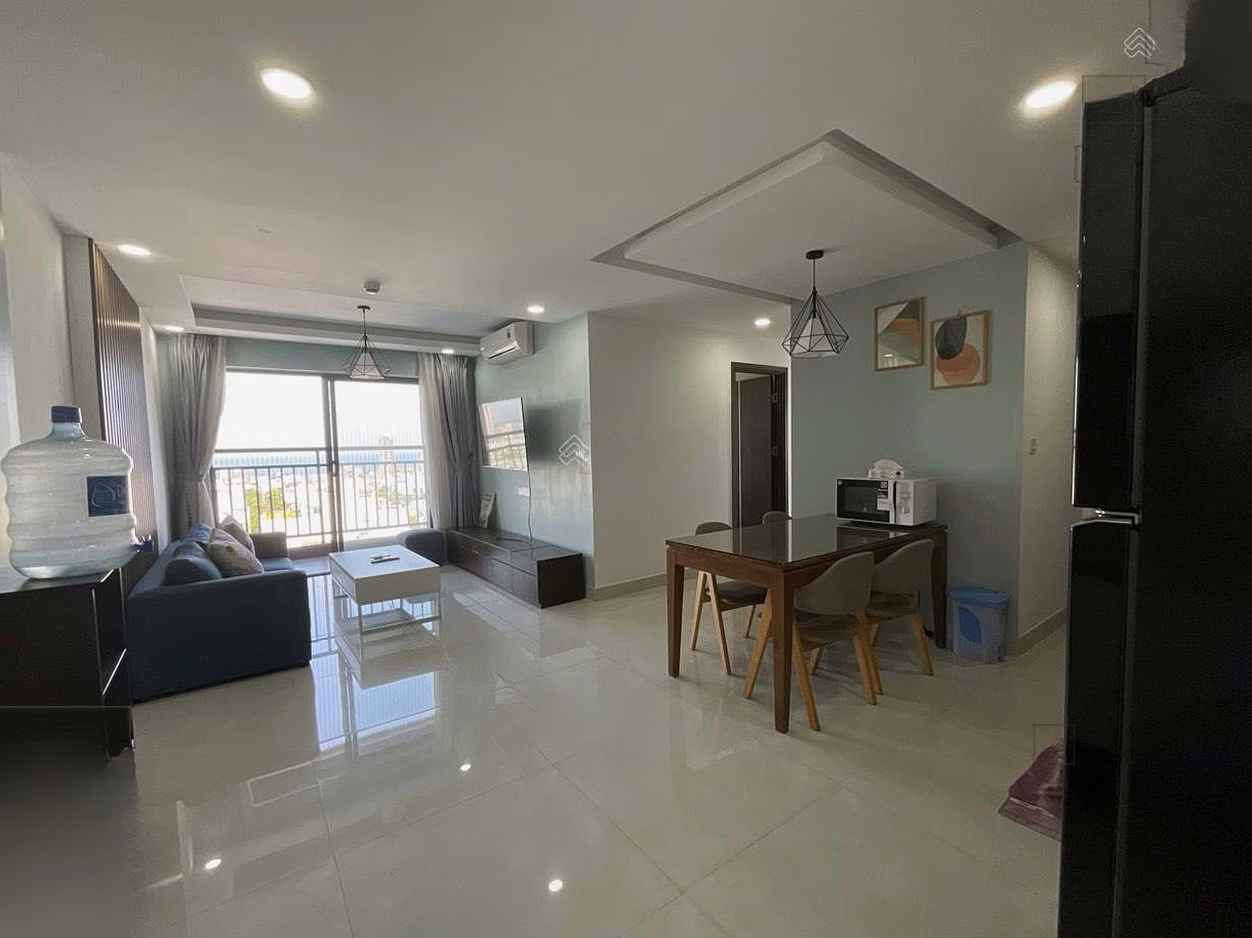 3 bedroom, 2 bathroom apartment at Son Tra Ocean View - Sea facing right in