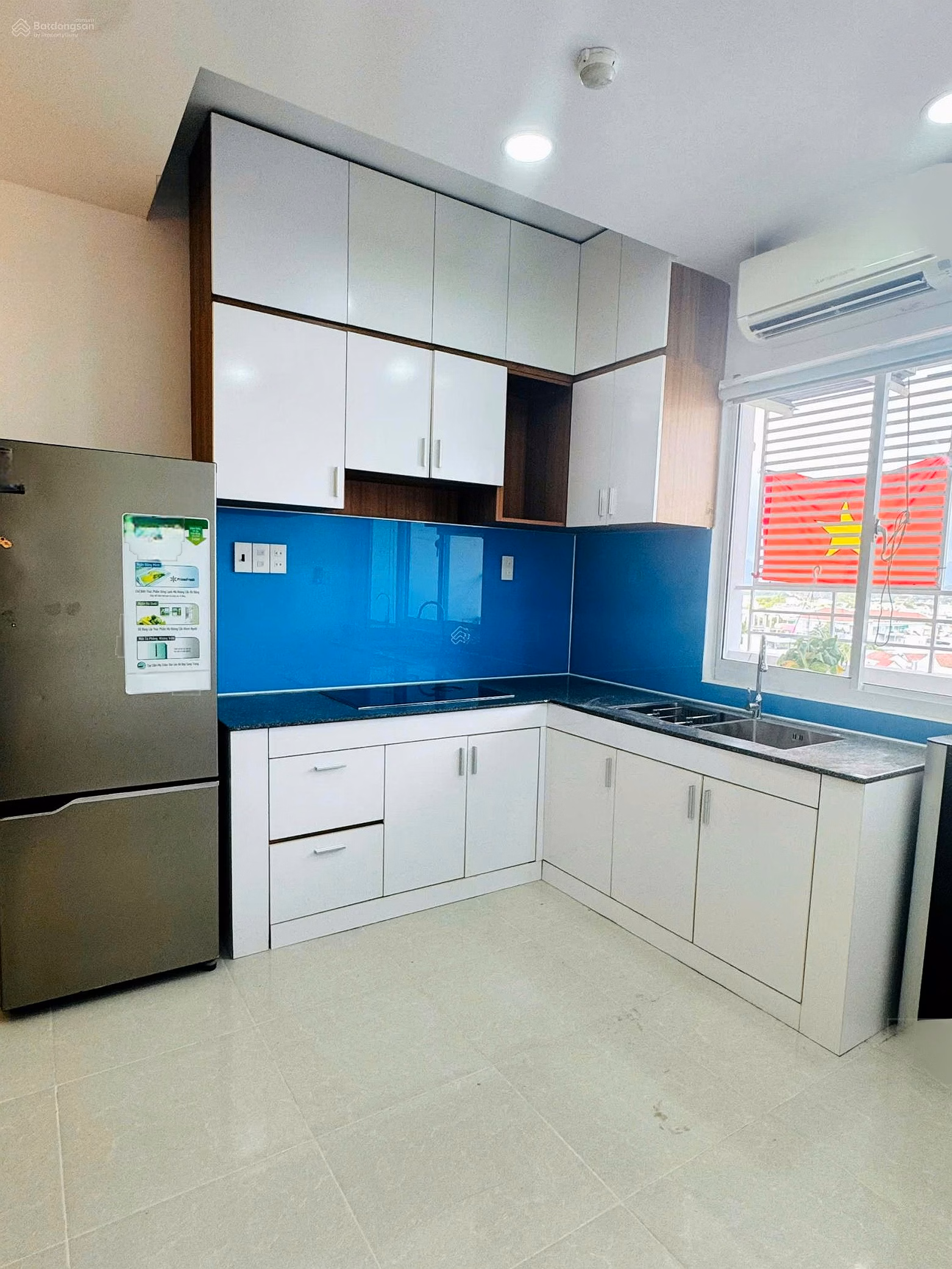 Strong discount on CT5 Vinh Diem Trung apartment, separate red book, area 60m2, 2 bedrooms 1 bathroom, only 2.39 billion