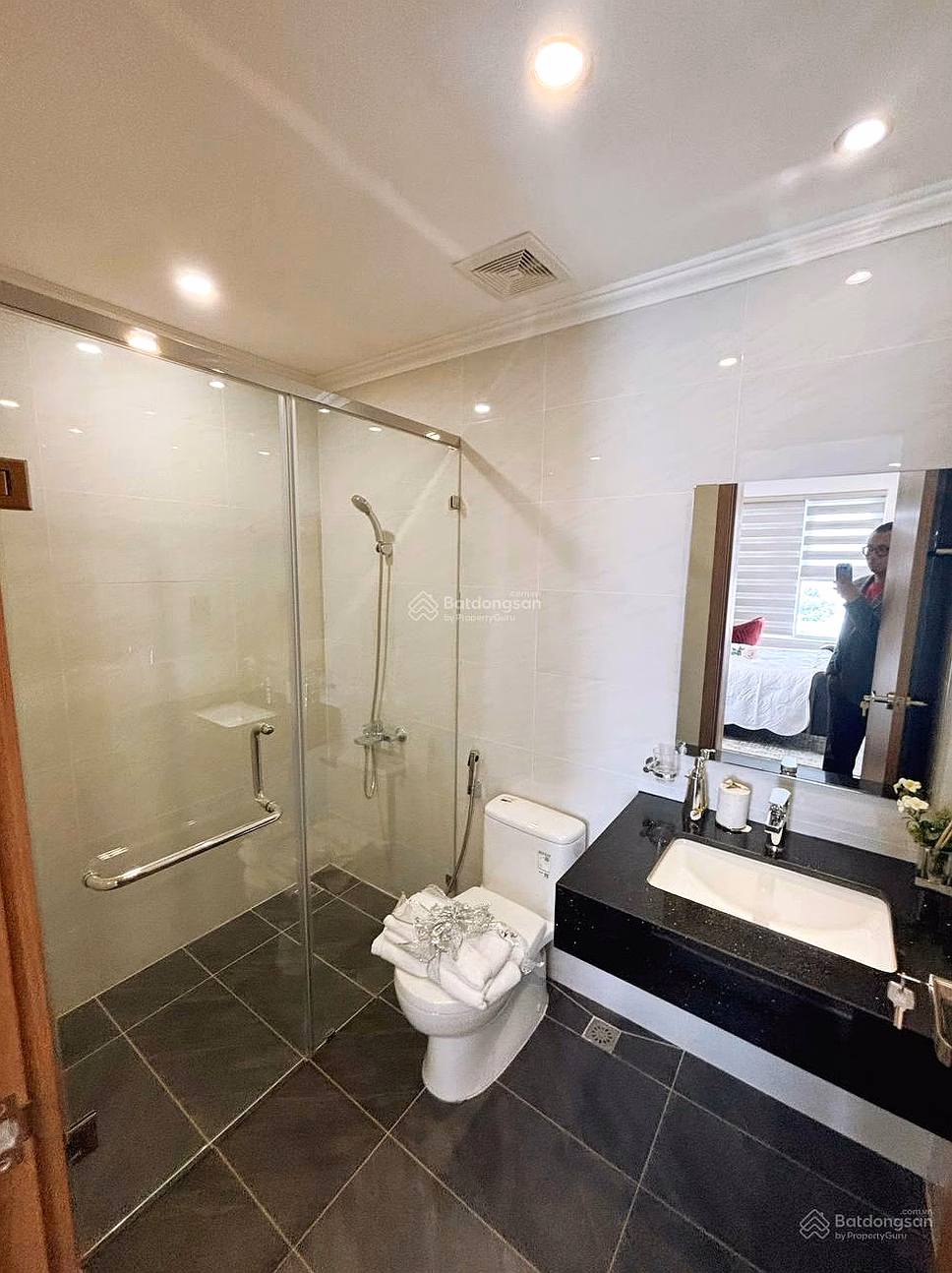 Transferring Happy One Sora 2026 apartment, payment according to schedule, area 70m2, price 48 million/m2
