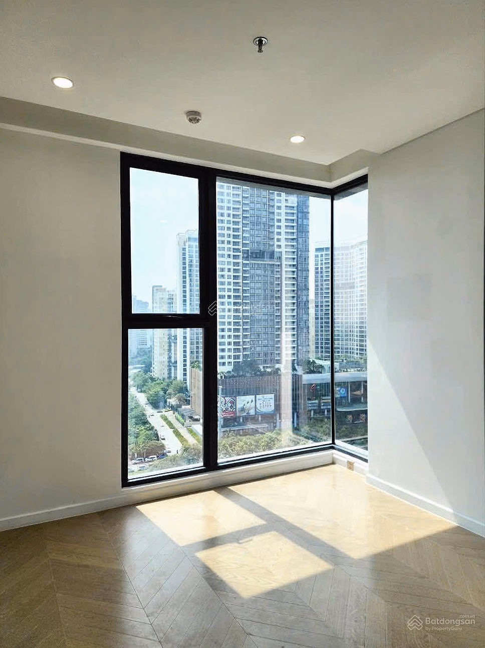 3-bedroom apartment facing musical fountain - Tower A2 95.6m2 - Masteri Park Place CT5 only 13,123 billion - Expansion 2 years