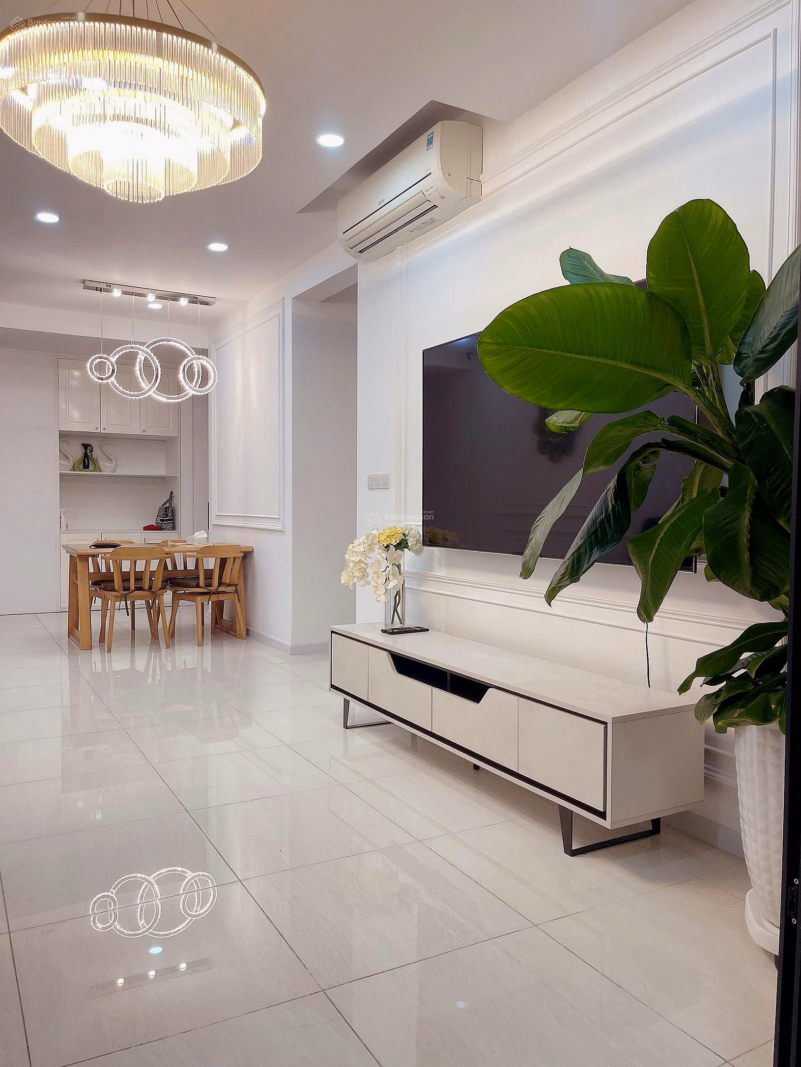 Hot! Urgent sale 2 bedroom apartment One Verandah Thanh My Loi District 2 river view cheapest price TT 8.1 billion