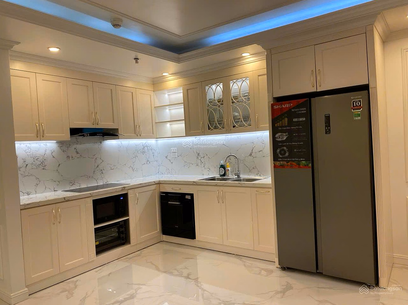 D' hotel apartment for rent. Le Roi Soleil 88m², new