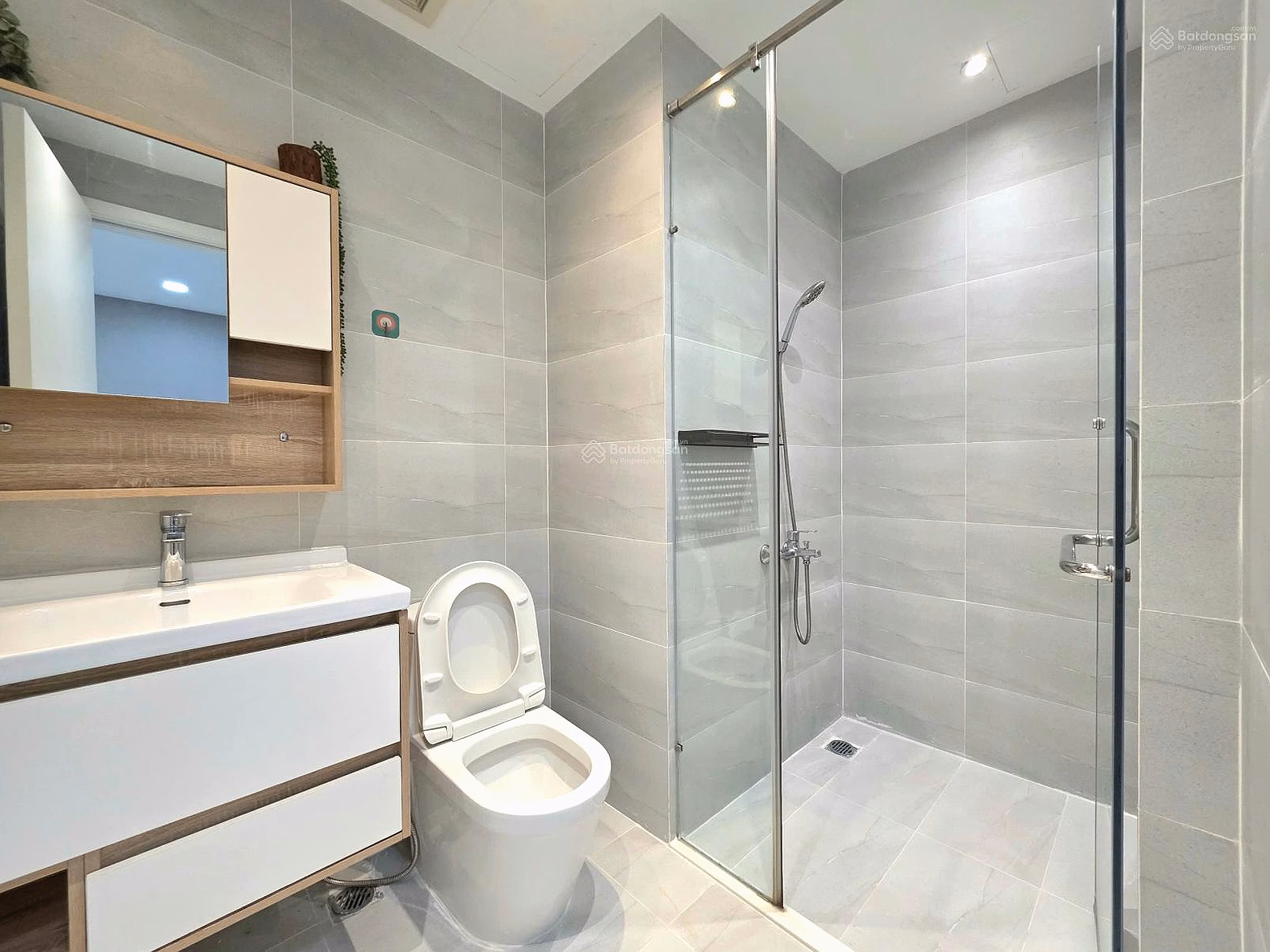 14 million/month - 1 bedroom. 1wc - The Botanica - for rent The Botanica - Beautiful new house