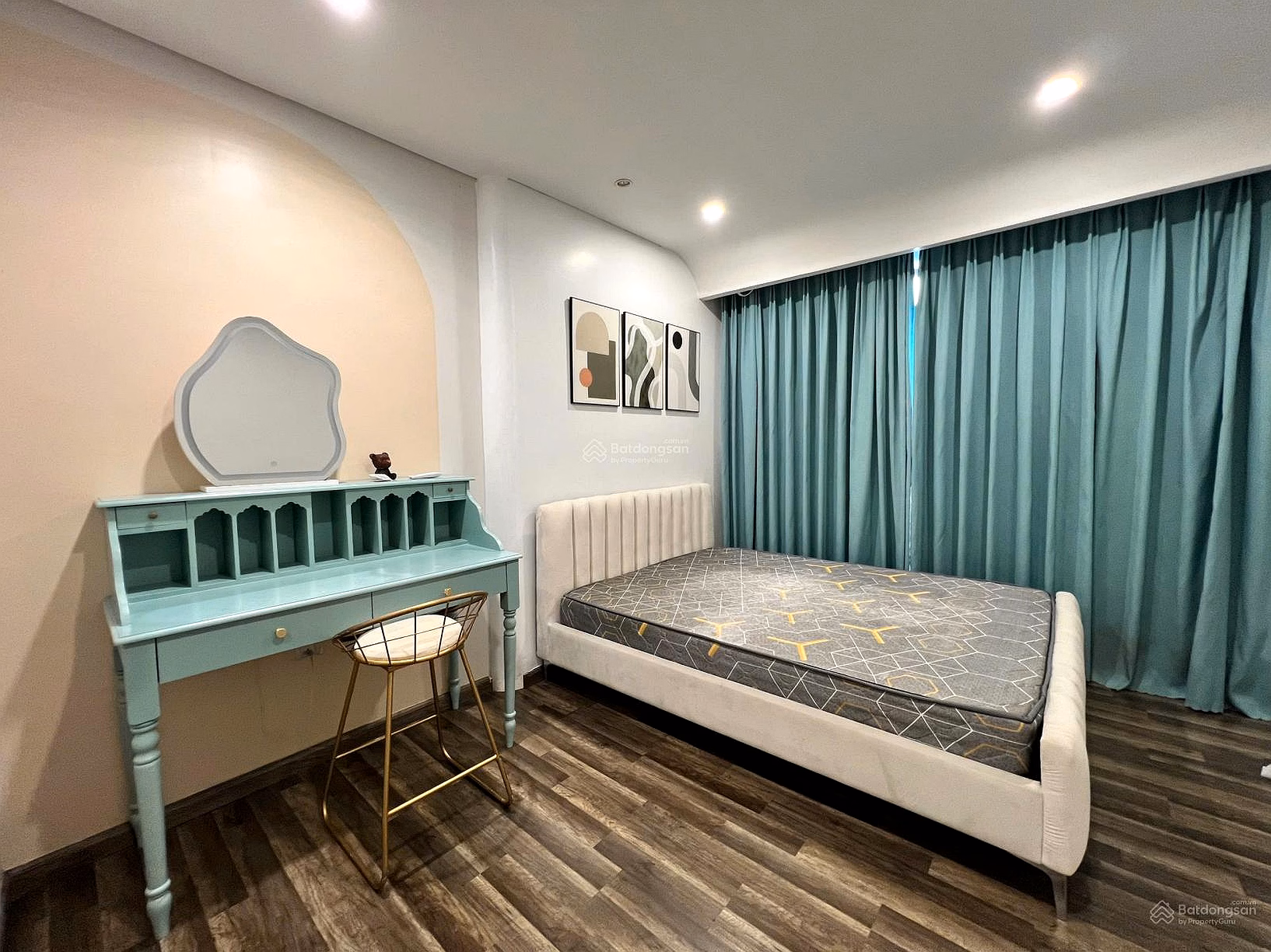 FOR RENT / SHORT TERM STAY BEAUTIFULLY FURNISHED 2 BEDROOM APARTMENT | 24 MILLION/MONTH