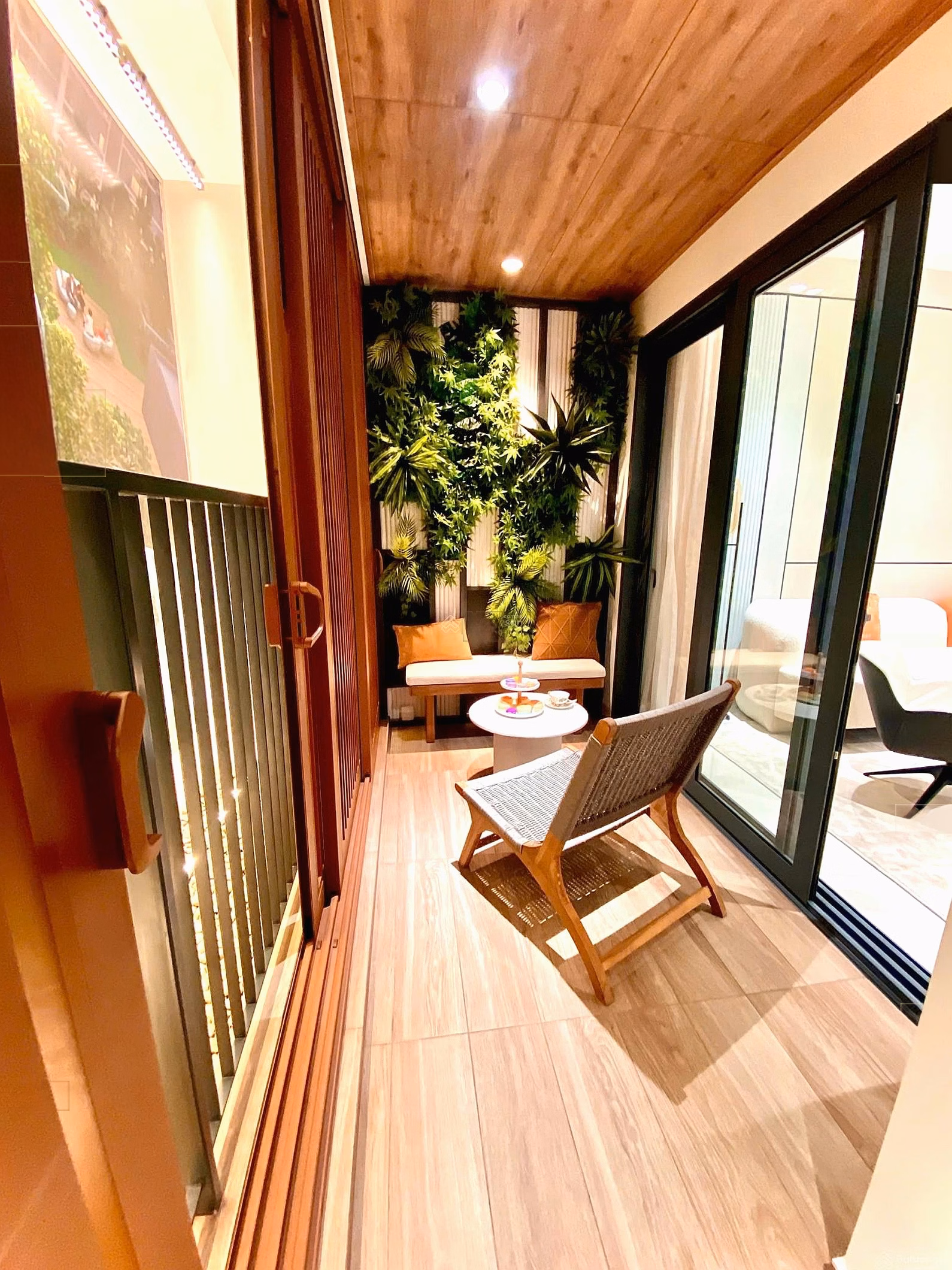 Elysian quickly sells 3-bedroom apartment with internal capacity at Tower D, with special privileges including 1 designated parking space