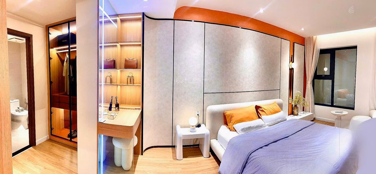 Elysian quickly sells 3-bedroom apartment with internal capacity at Tower D, with special privileges including 1 designated parking space
