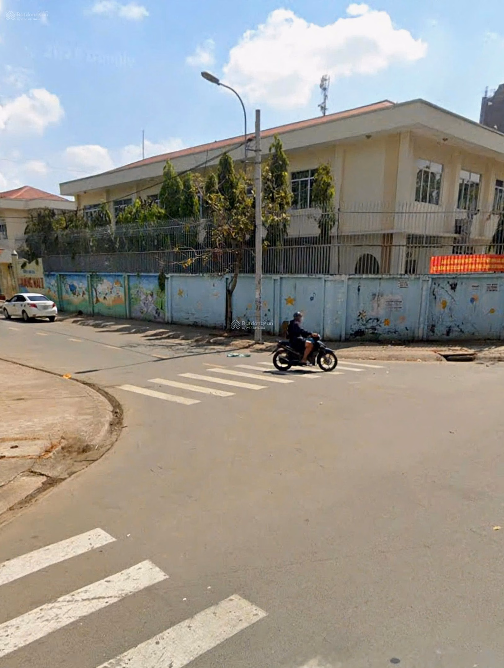 Him Lam Ba To apartment for sale, P7, District 8, area: 83m2, 3 bedrooms, 3 bathrooms, spacious and airy house, stairs