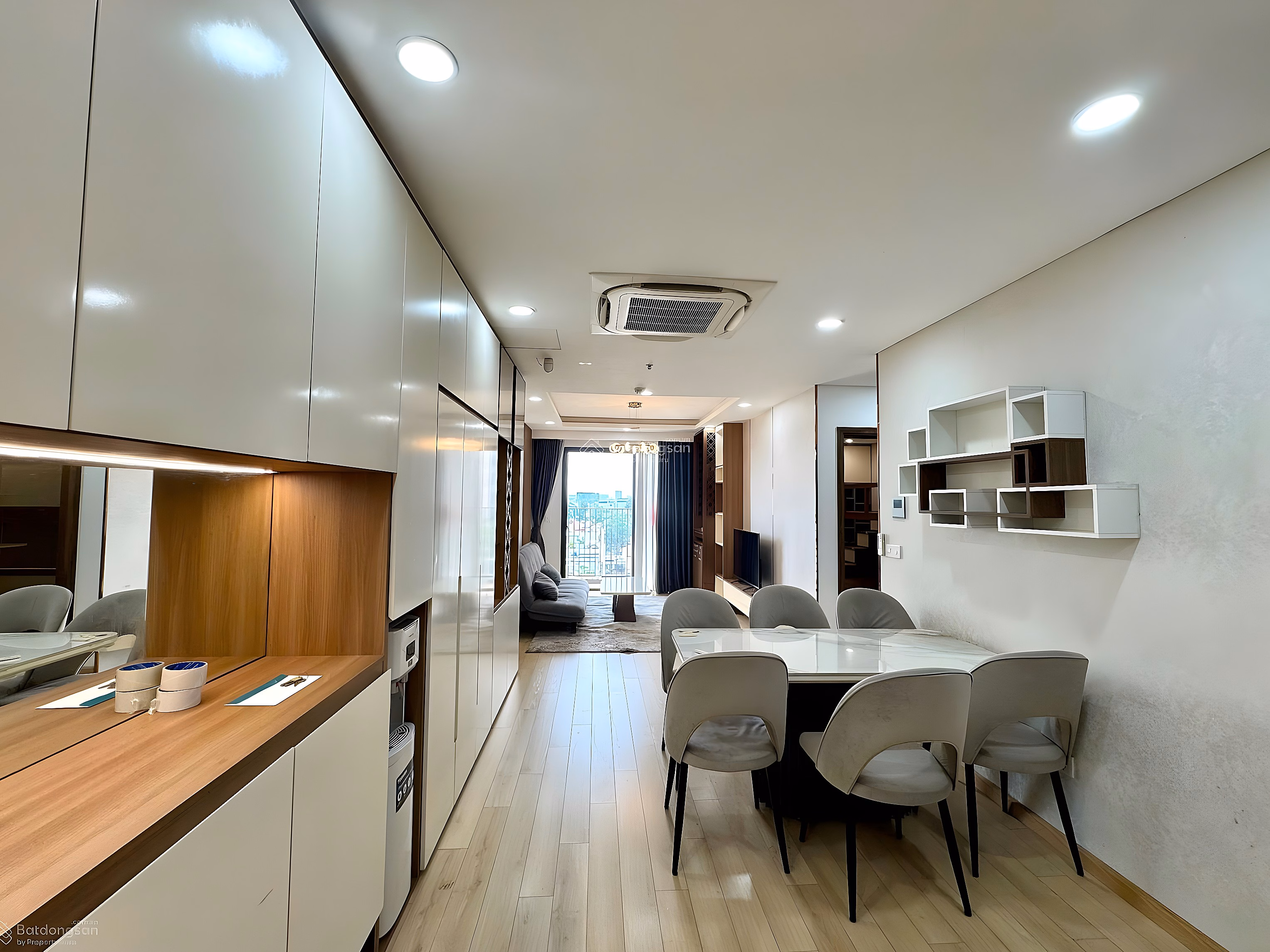 Apartment for rent with 3 bedrooms, 2 bathrooms, 107m2 at HaDo Centrosa Garden, 29 million VND
