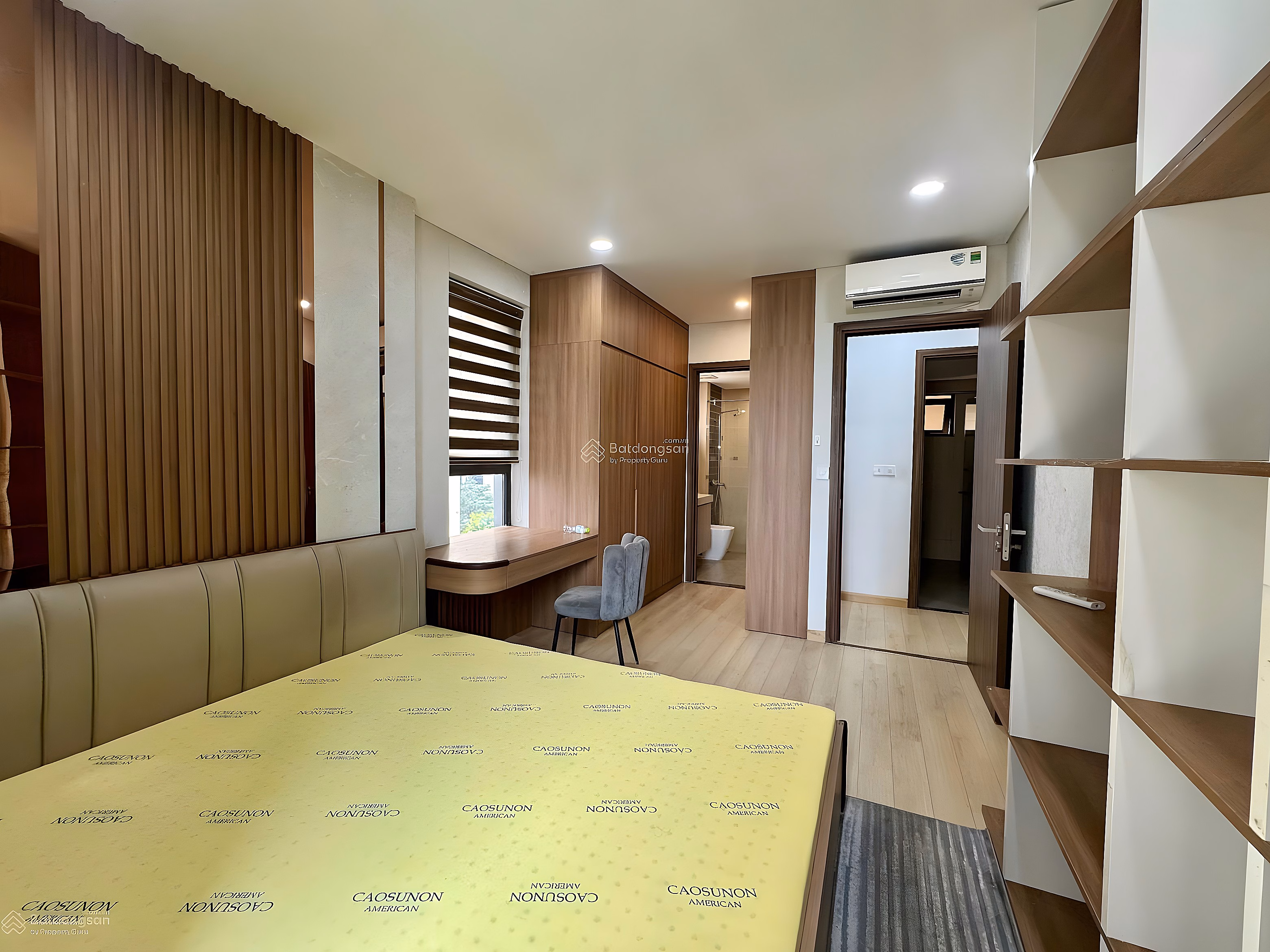 Apartment for rent with 3 bedrooms, 2 bathrooms, 107m2 at HaDo Centrosa Garden, 29 million VND
