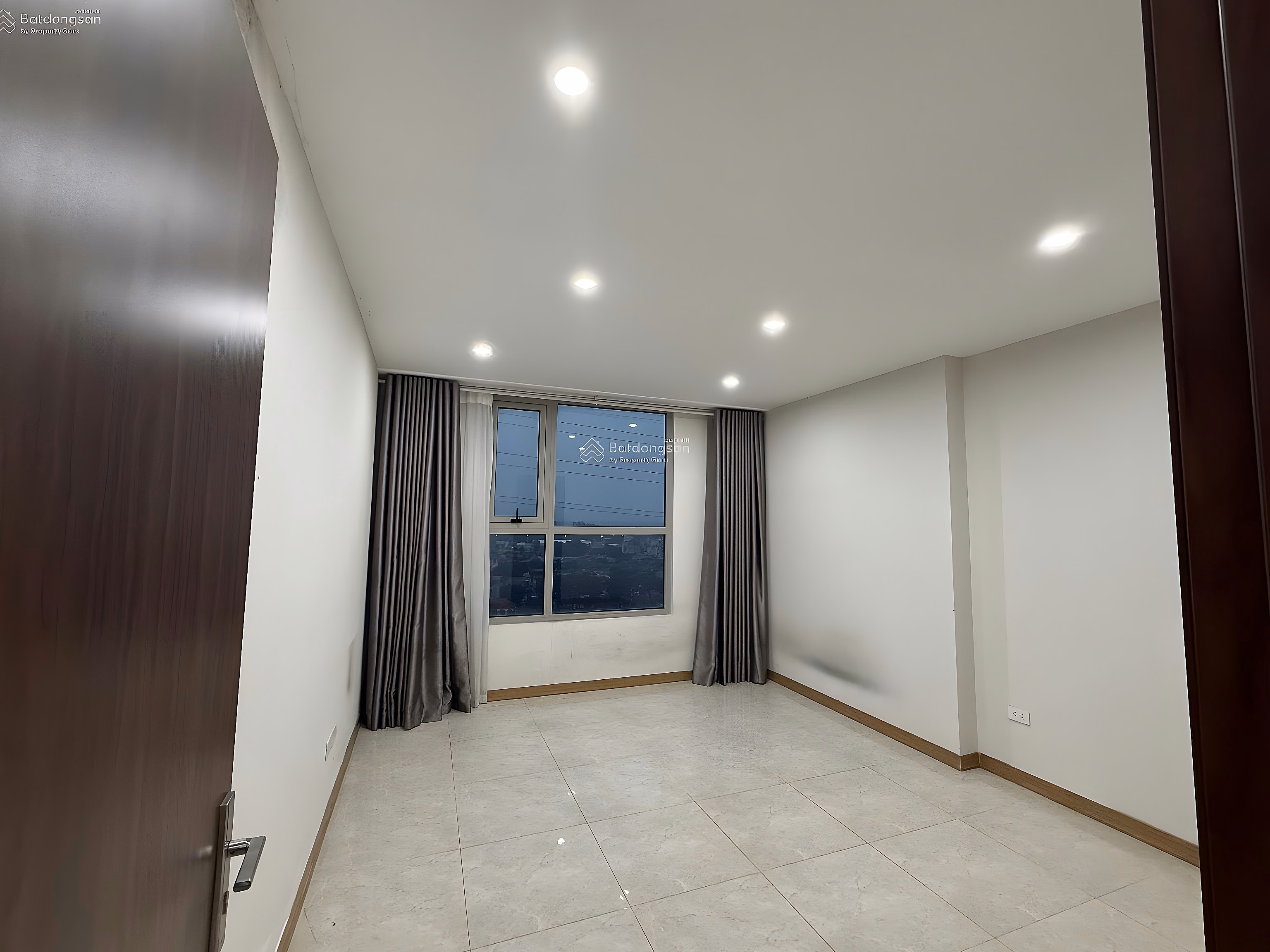 Urgent sale of corner apartment 109 m², building A2, apartment building IA20 Ciputra Hanoi! Price only 8 billion (Negotiable)