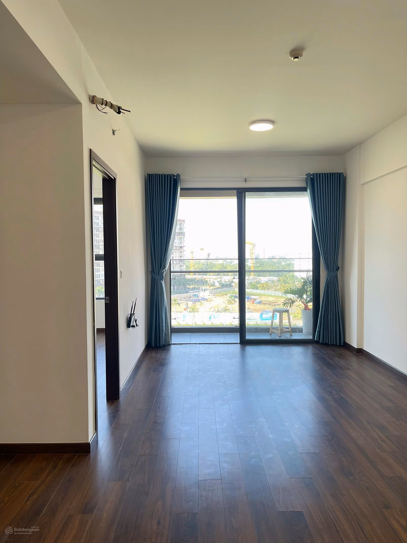 Apartment for sale 78m2 block MP6-7-8 Mizuki Park with beautiful view of the canal
