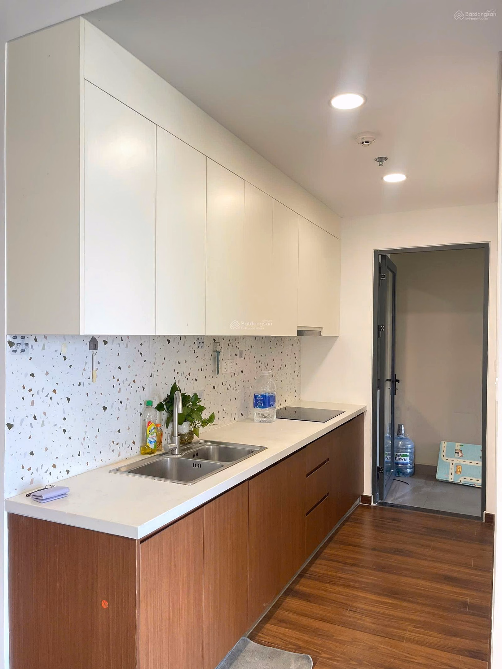 Apartment for sale 78m2 block MP6-7-8 Mizuki Park with beautiful view of the canal