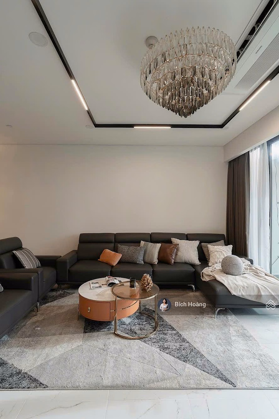 THE GALLERIA - 4 BEDROOM FULLY FURNISHED APARTMENT FOR RENT, PRIVATE STAdder TO THE APARTMENT
