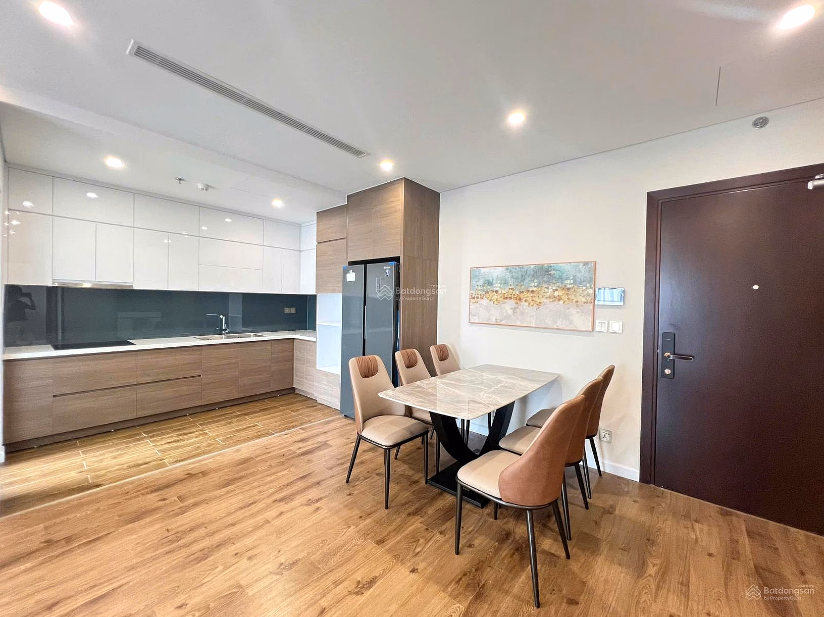 I sell a 2-bedroom, 2-v corner apartment, Hoang Thanh Pearl luxury apartment - Nam Tu Liem***