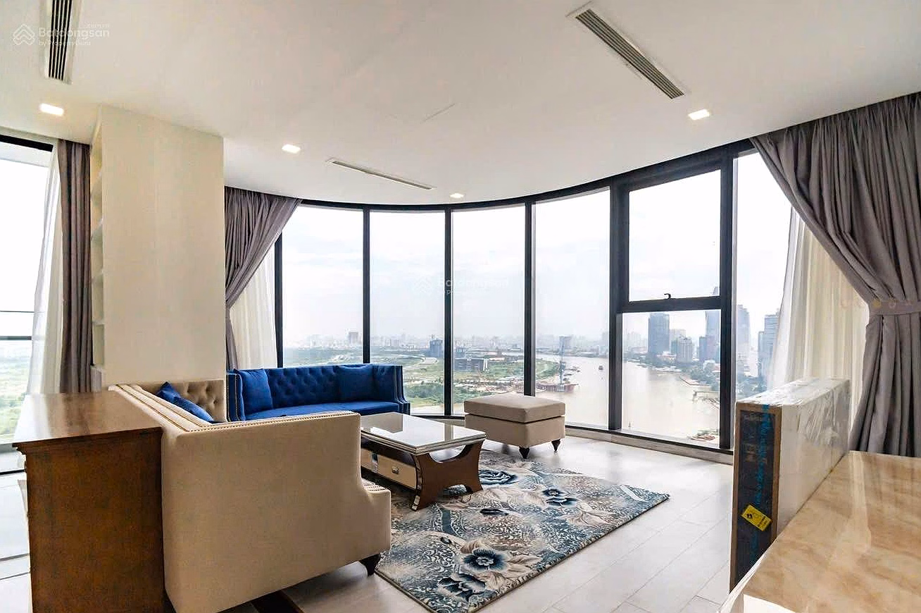 Apartment for rent with 3 bedrooms, 2 bathrooms, 121m2 at Vinhomes Golden River Ba Son, 55 million VND