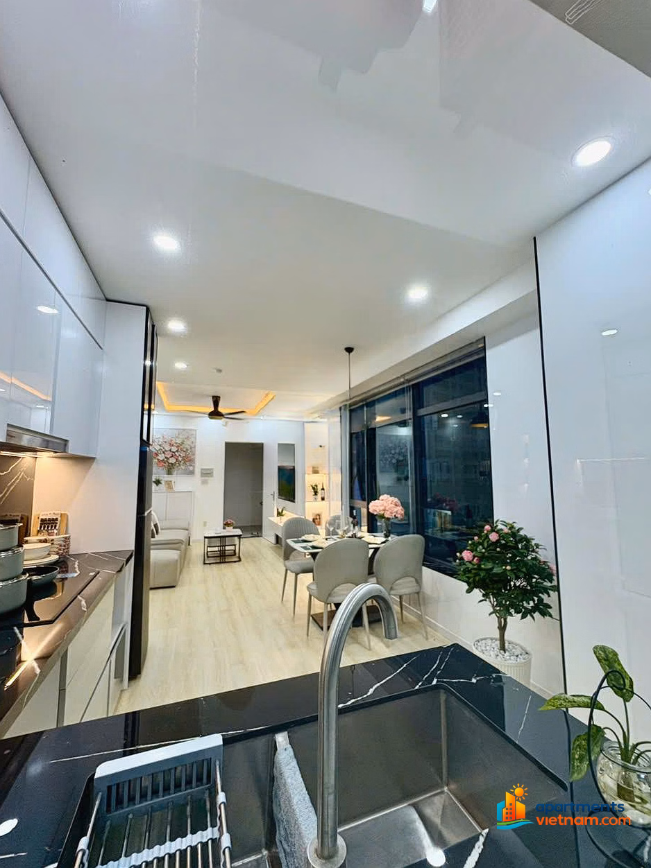 Dinh Van, owner - 2-bedroom corner apartment - 100% new high-end furniture - Sign rental contract immediately for 20 million/month