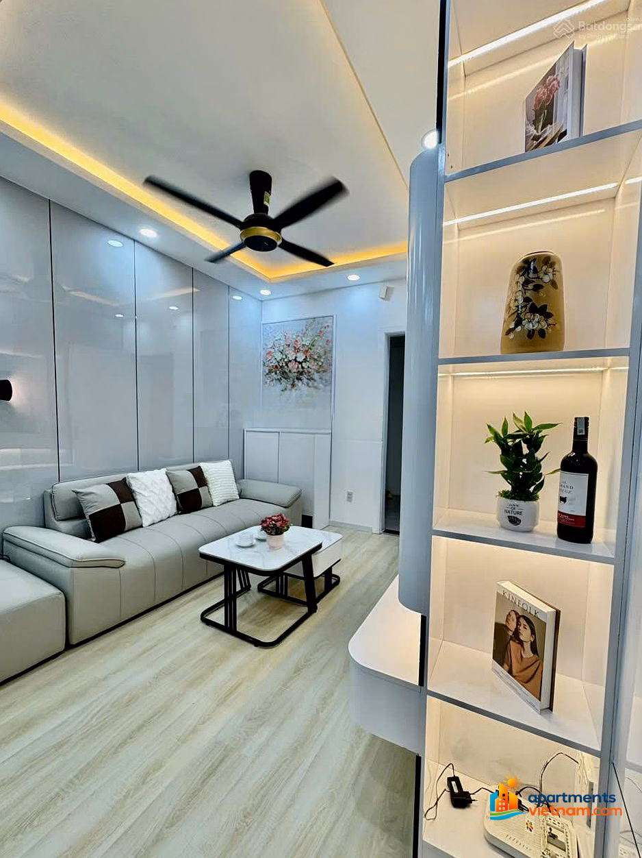 Dinh Van, owner - 2-bedroom corner apartment - 100% new high-end furniture - Sign rental contract immediately for 20 million/month