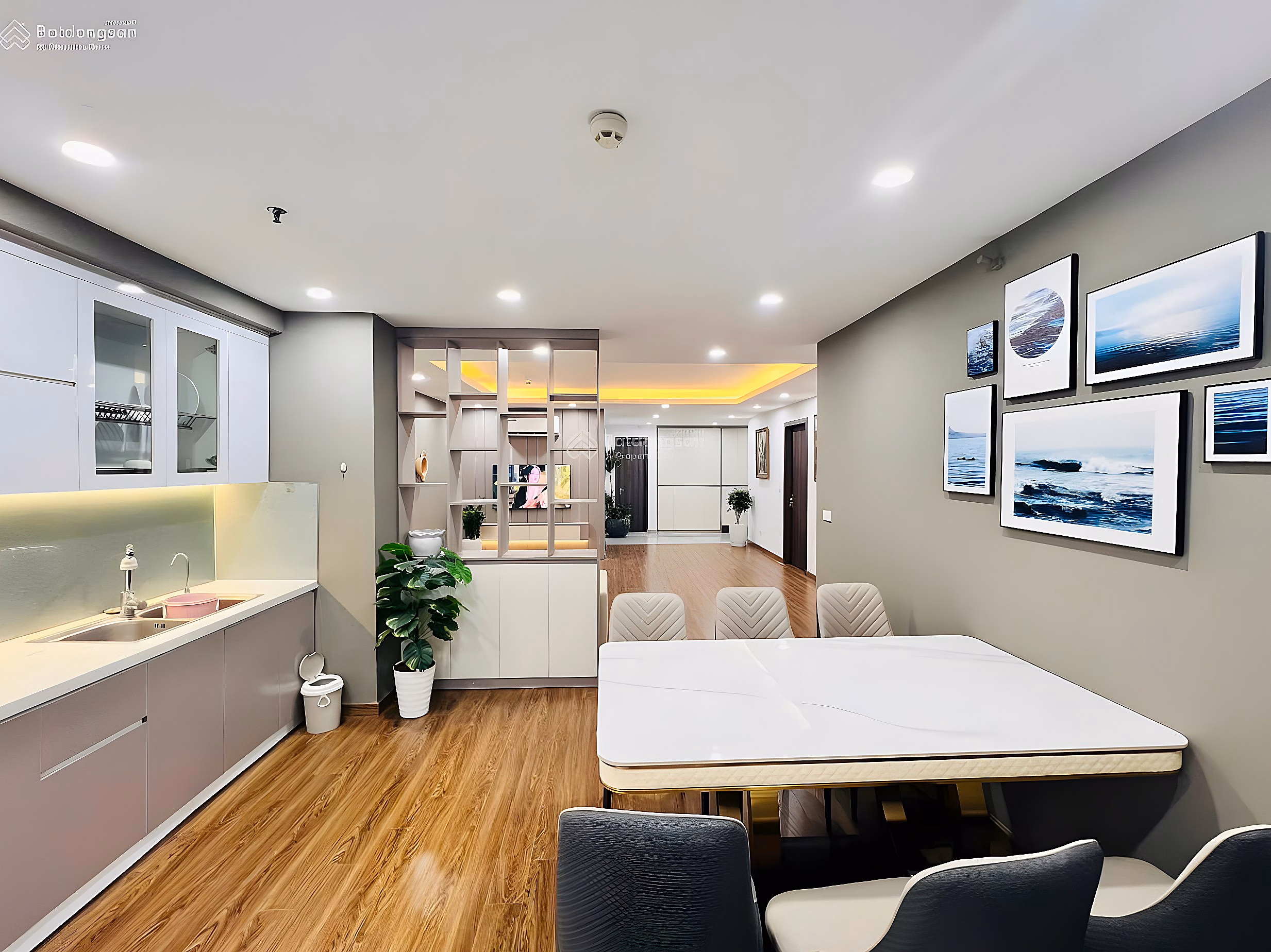 Apartment for sale with 2 bedrooms + 2 bathrooms, 65m2, price 6.4 billion at Handi Resco Le Van Luong***