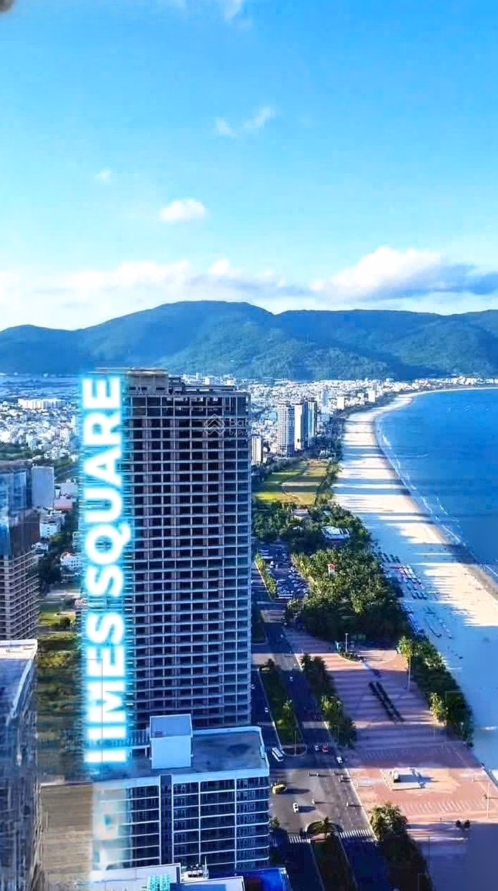 The homeowner urgently needs to move out to an apartment facing My Khe beach. Time Square Da Nang has long-term ownership and the price is negotiable